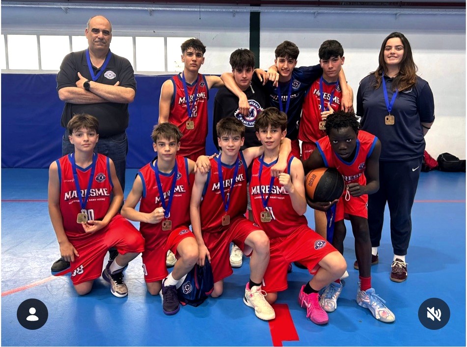 Equip masculí amb medalles
